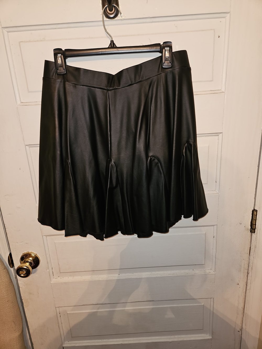 SHEIN Black Faux Leather Flared Skater Skirt